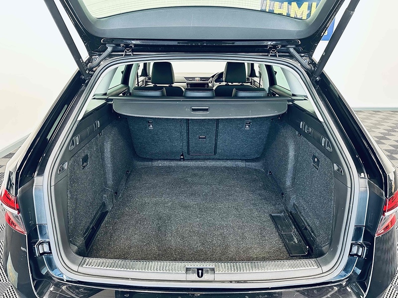 Skoda Superb TSI SE L - U2110