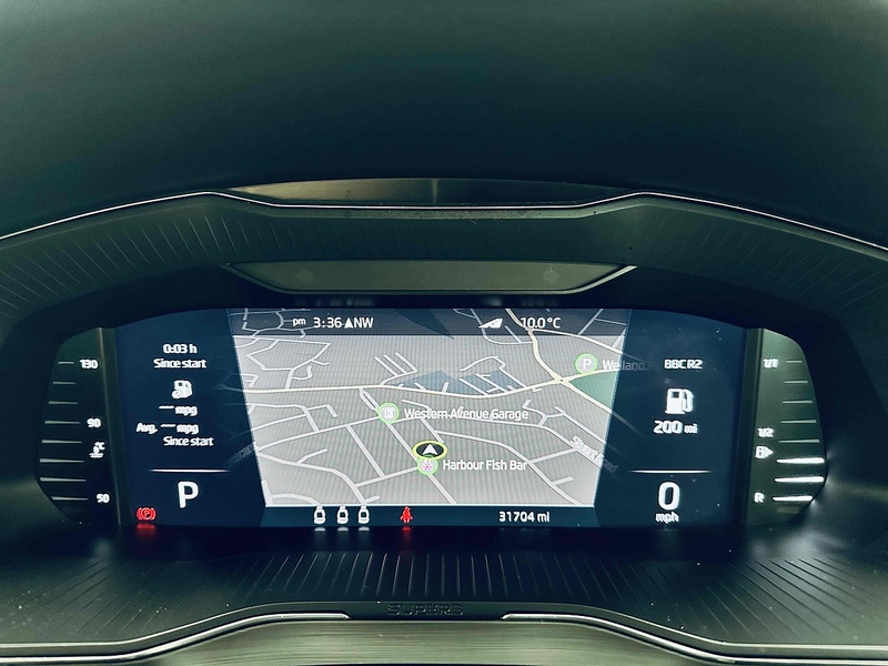 Skoda Superb TSI SE L - U2110