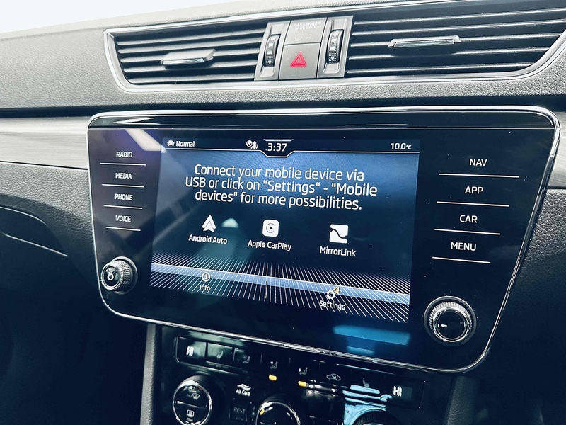 Skoda Superb TSI SE L - U2110