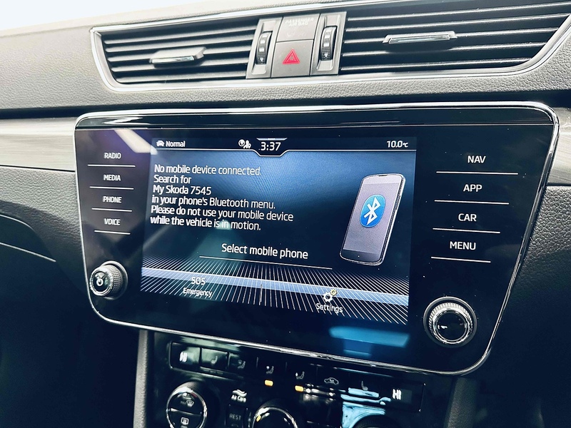 Skoda Superb TSI SE L - U2110