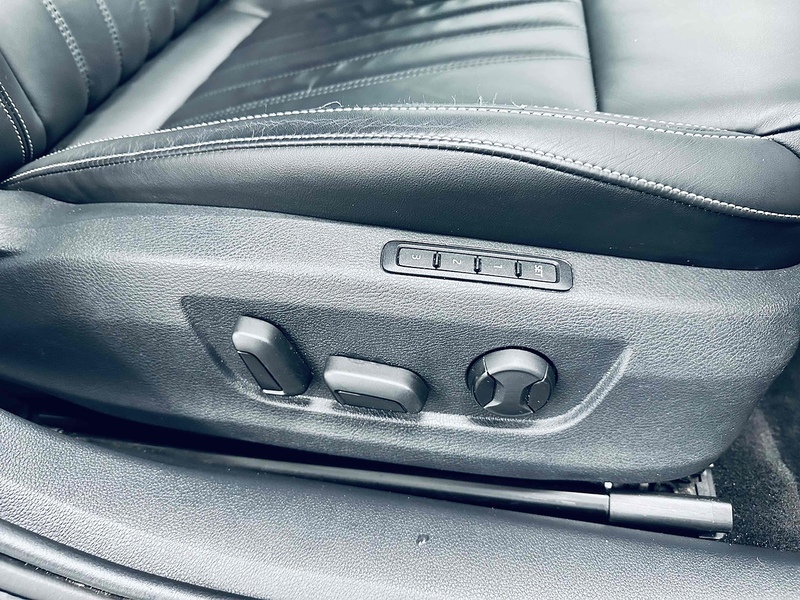 Skoda Superb TSI SE L - U2110