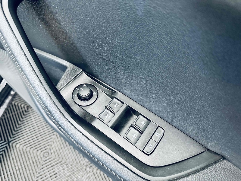 Skoda Superb TSI SE L - U2110