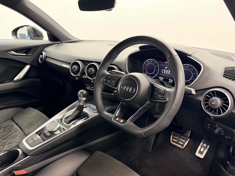 Audi TT TFSI Black Edition - U2124