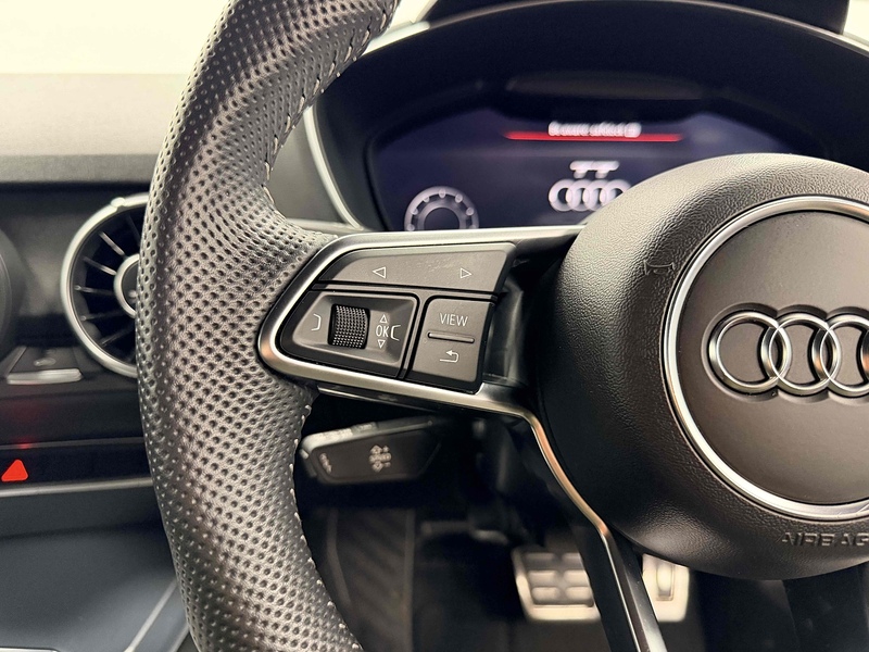 Audi TT TFSI Black Edition - U2124