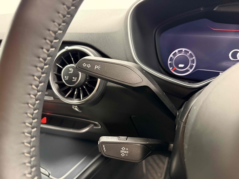 Audi TT TFSI Black Edition - U2124