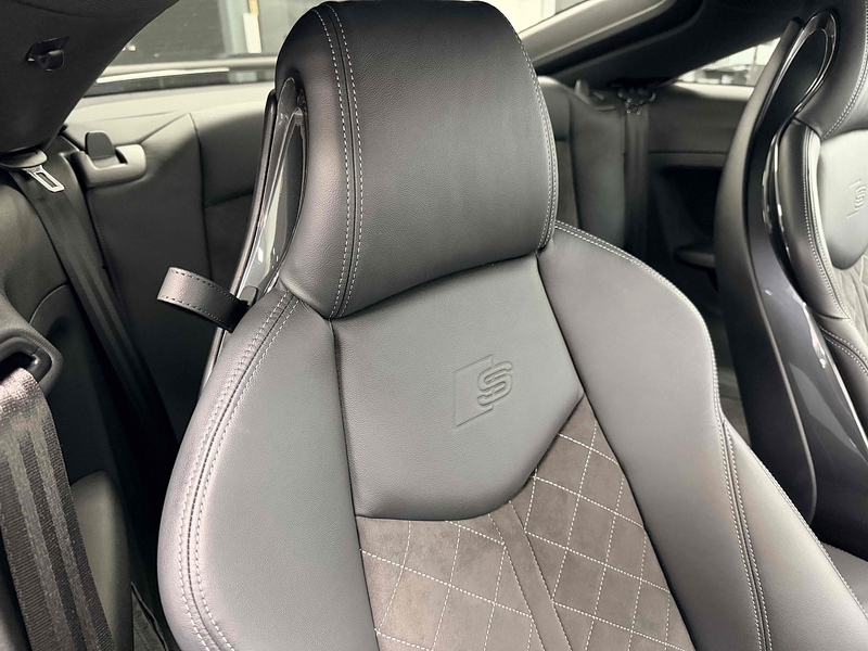 Audi TT TFSI Black Edition - U2124