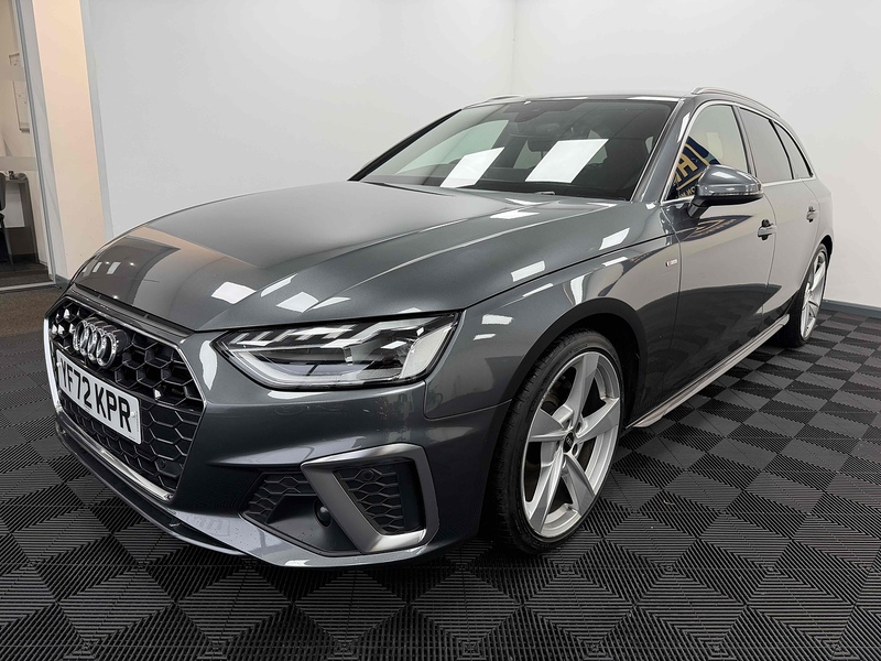 Audi A4 Avant TFSI S line - U2125