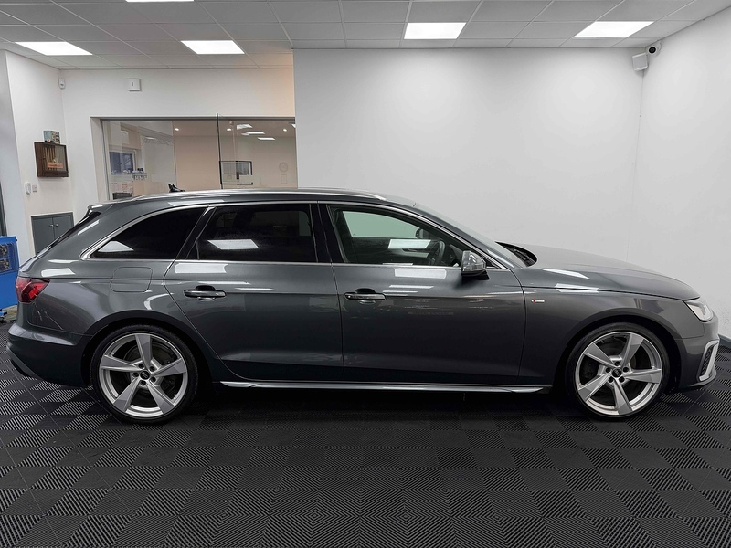 Audi A4 Avant TFSI S line - U2125