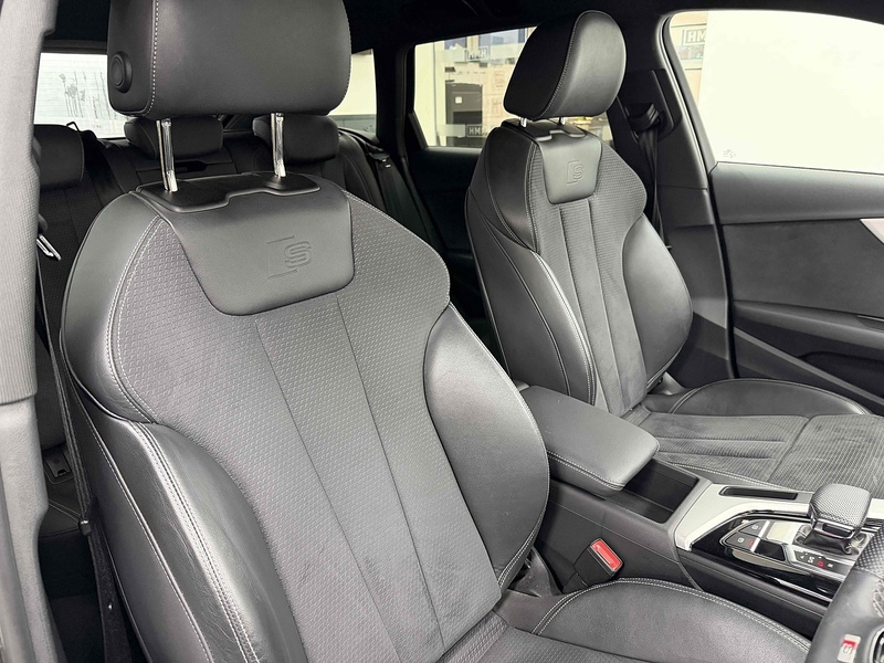 Audi A4 Avant TFSI S line - U2125