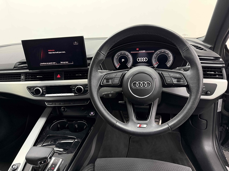 Audi A4 Avant TFSI S line - U2125