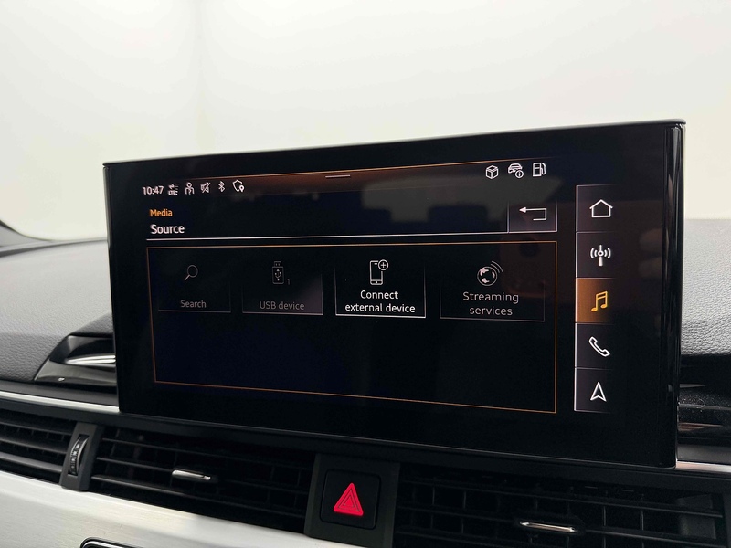 Audi A4 Avant TFSI S line - U2125