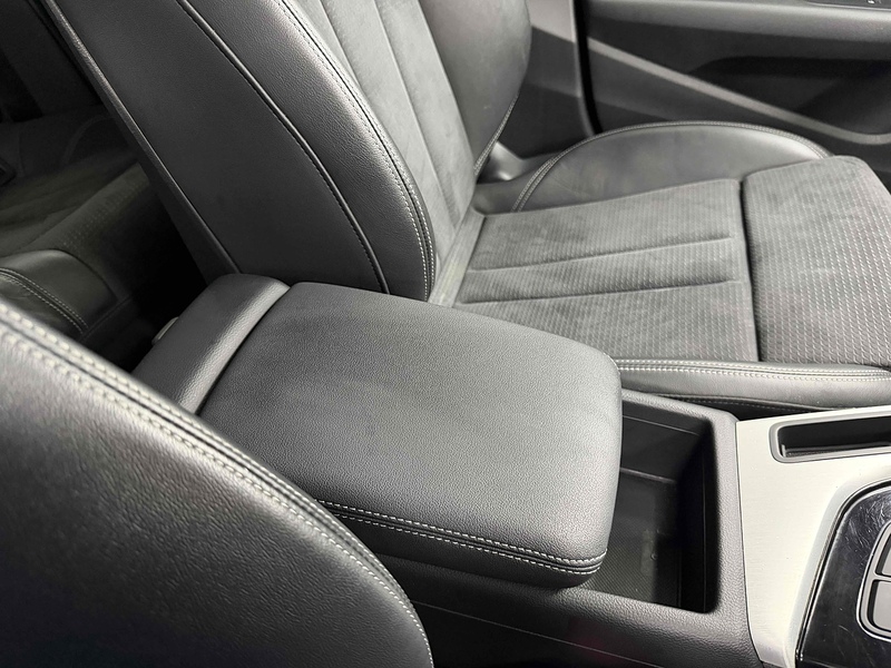 Audi A4 Avant TFSI S line - U2125