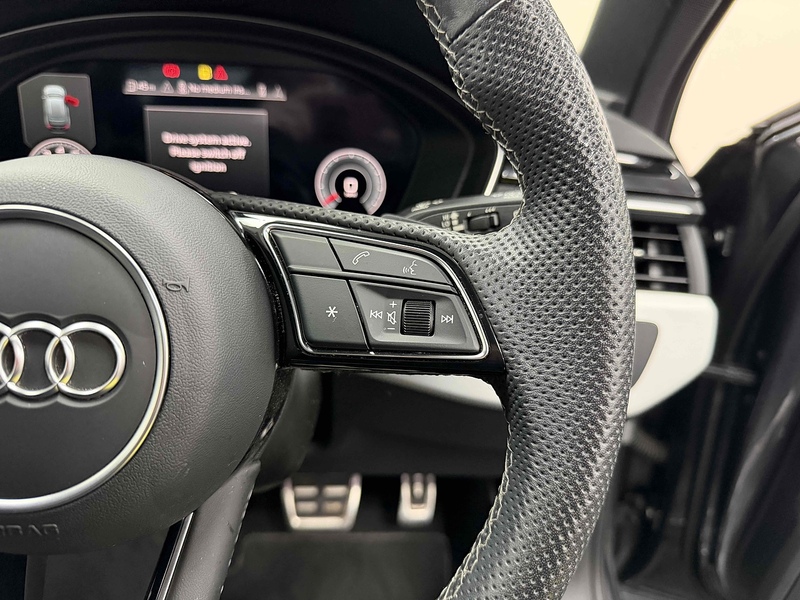 Audi A4 Avant TFSI S line - U2125