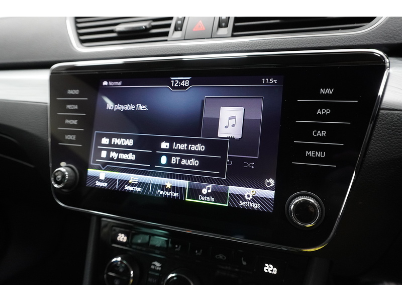 Skoda Superb TDI SE Technology - U2132