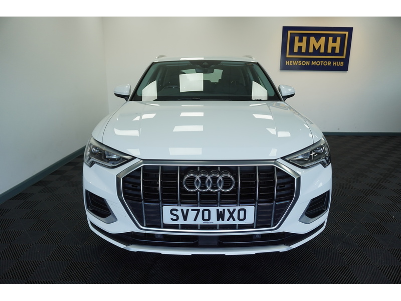 Audi Q3 TFSI CoD Sport - U2136