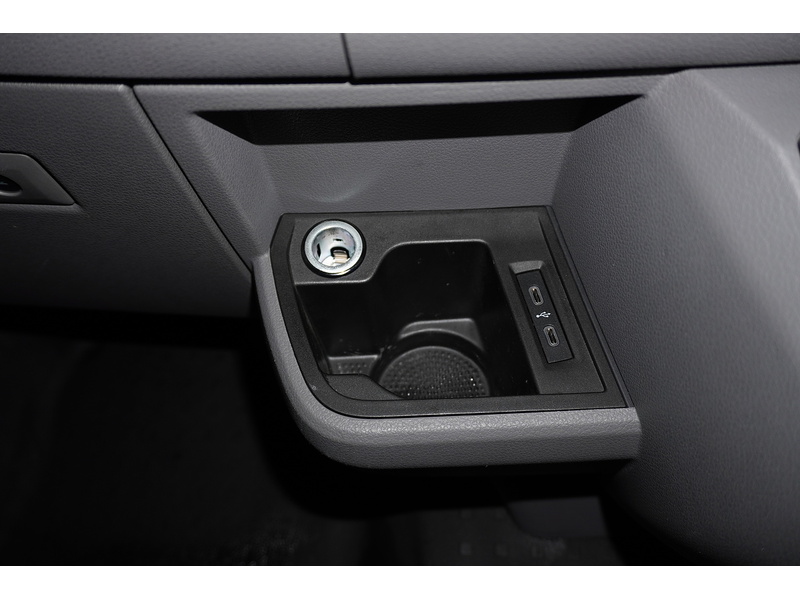 Volkswagen Transporter TDI T30 Startline - U2142