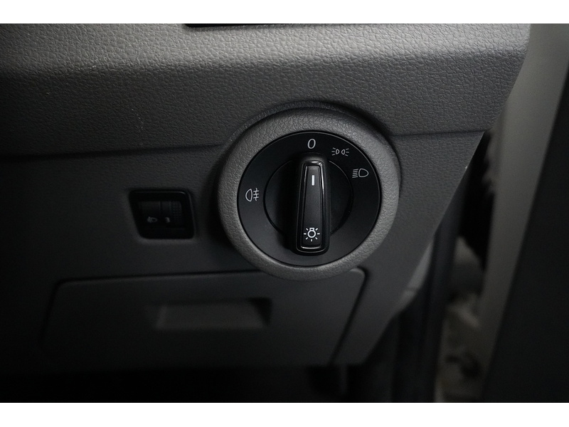 Volkswagen Transporter TDI T30 Startline - U2142