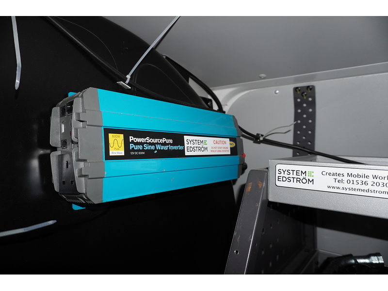 Volkswagen Transporter TDI T30 Startline - U2142