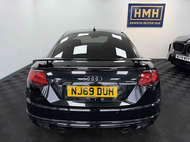 Audi TT TFSI Black Edition - U2143