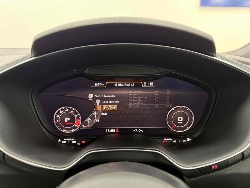Audi TT TFSI Black Edition - U2143