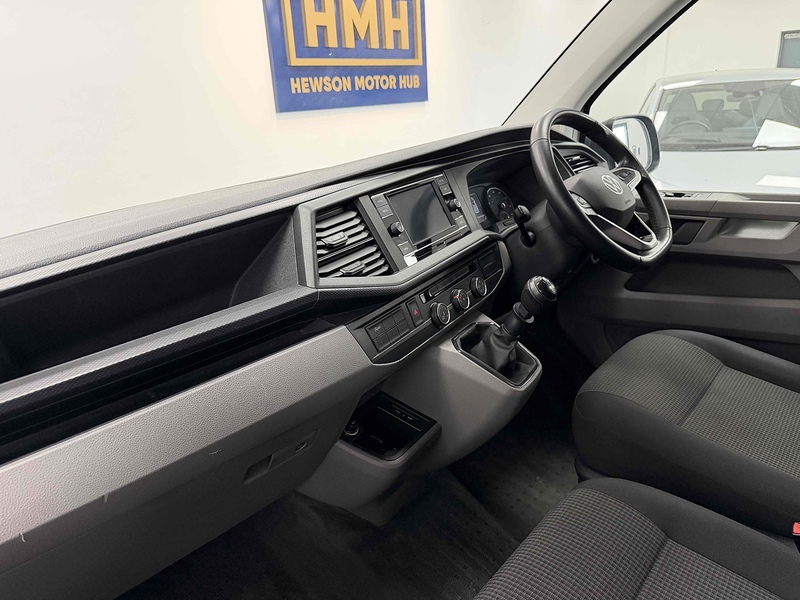 Volkswagen Transporter TDI T28 Startline - U2146