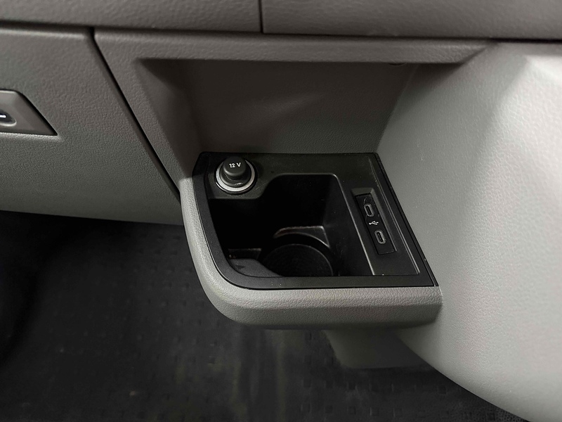 Volkswagen Transporter TDI T28 Startline - U2146