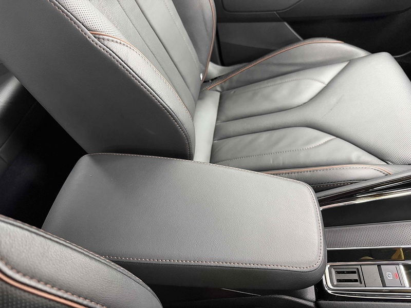 Skoda Enyaq 80 - U2149