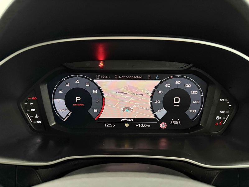 Audi Q3 TFSI S line - U2159