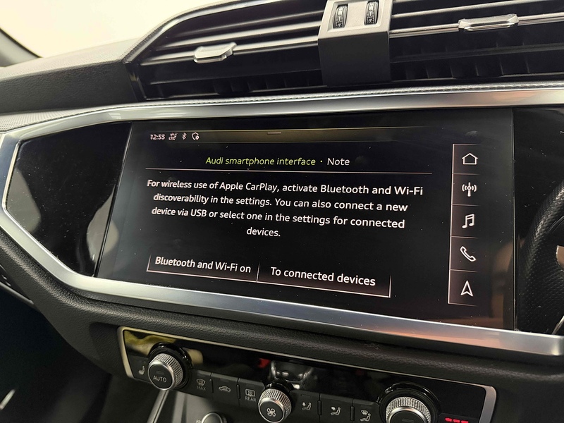 Audi Q3 TFSI S line - U2159