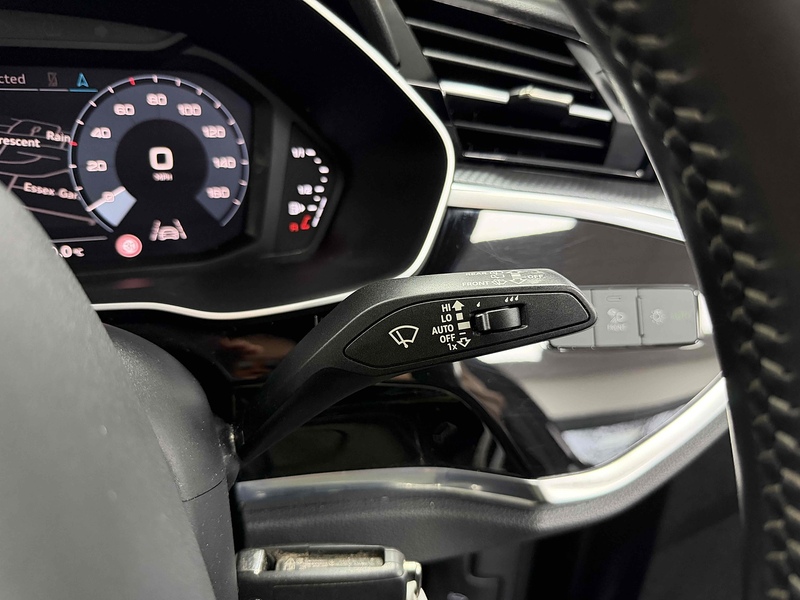 Audi Q3 TFSI S line - U2159