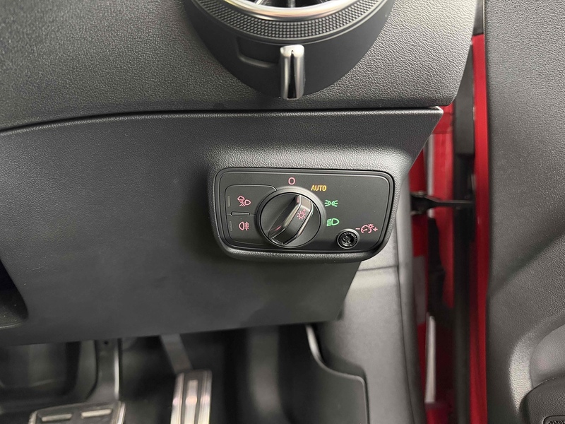 Audi TT TFSI Sport Edition - U2161