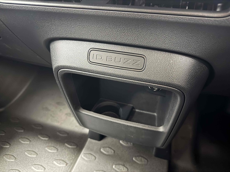 Volkswagen ID. Buzz Cargo Pro Commerce Plus - U2163