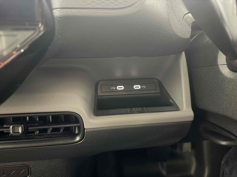 Volkswagen ID. Buzz Cargo Pro Commerce Plus - U2163