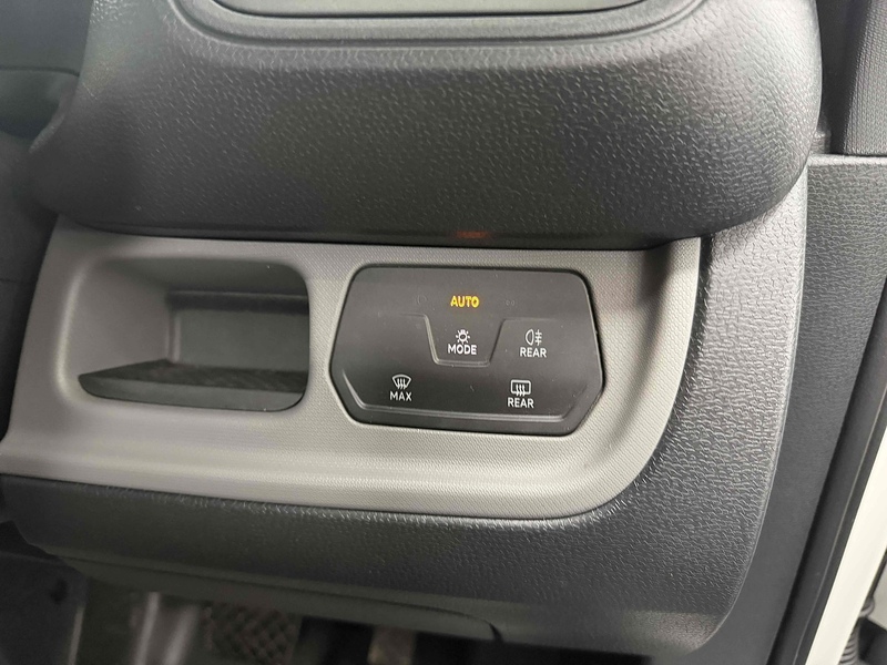 Volkswagen ID. Buzz Cargo Pro Commerce Plus - U2163