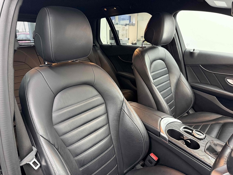 Mercedes-Benz C Class C200d AMG Line - U2164