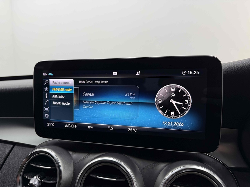 Mercedes-Benz C Class C200d AMG Line - U2164