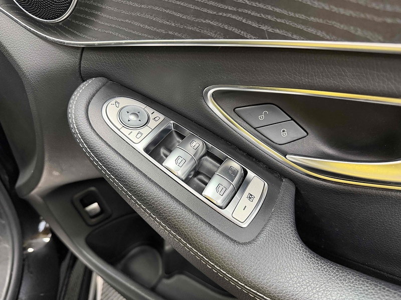 Mercedes-Benz C Class C200d AMG Line - U2164