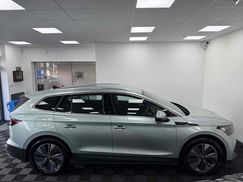 Skoda Enyaq 80 Suite - U2165