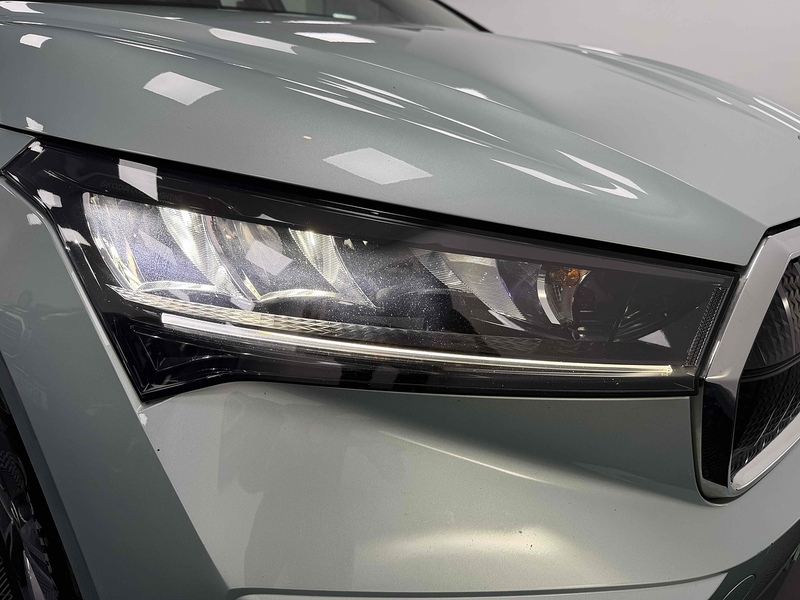 Skoda Enyaq 80 Suite - U2165