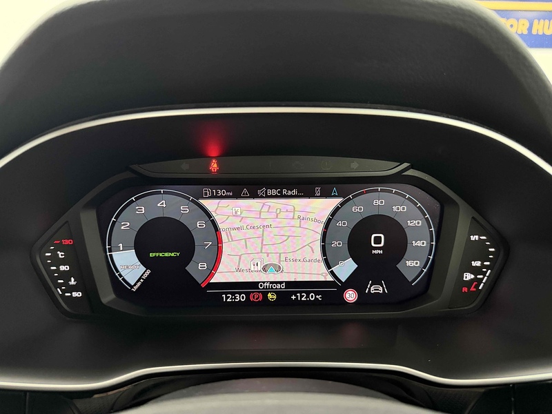 Audi Q3 TFSI CoD Black Edition - U2167