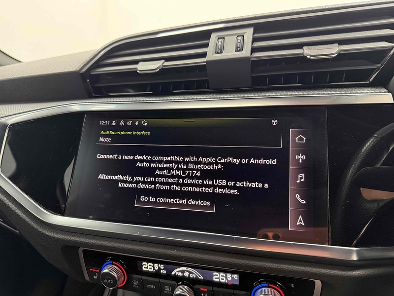 Audi Q3 TFSI CoD Black Edition - U2167