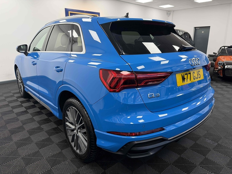 Audi Q3 TFSI CoD S line - U2176