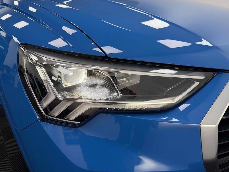 Audi Q3 TFSI CoD S line - U2176