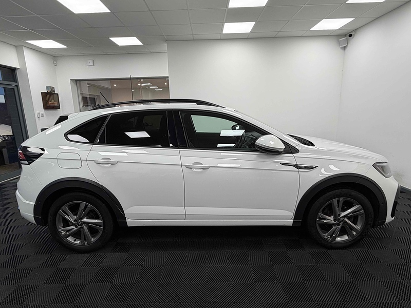 Volkswagen Taigo TSI R-Line - U2185