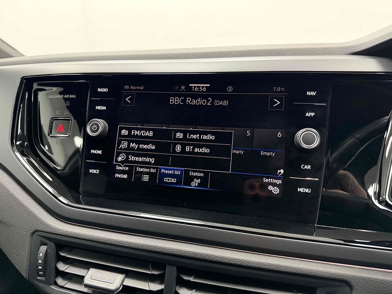 Volkswagen Taigo TSI R-Line - U2185