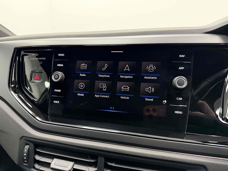 Volkswagen Taigo TSI R-Line - U2185