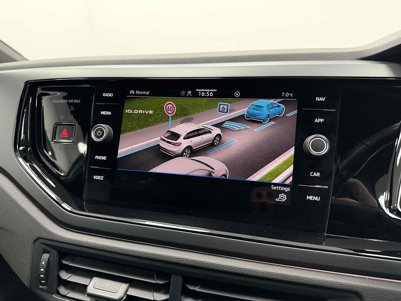 Volkswagen Taigo TSI R-Line - U2185