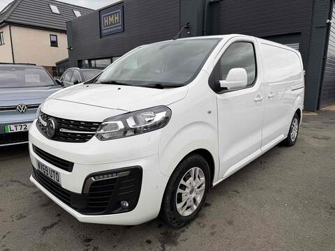 Vauxhall Vivaro 2.2 CDTi 3500 BiTurbo Prime Panel Van 5dr Diesel Manual FWD L3 H2 Euro 6 (s/s) (140 ps)