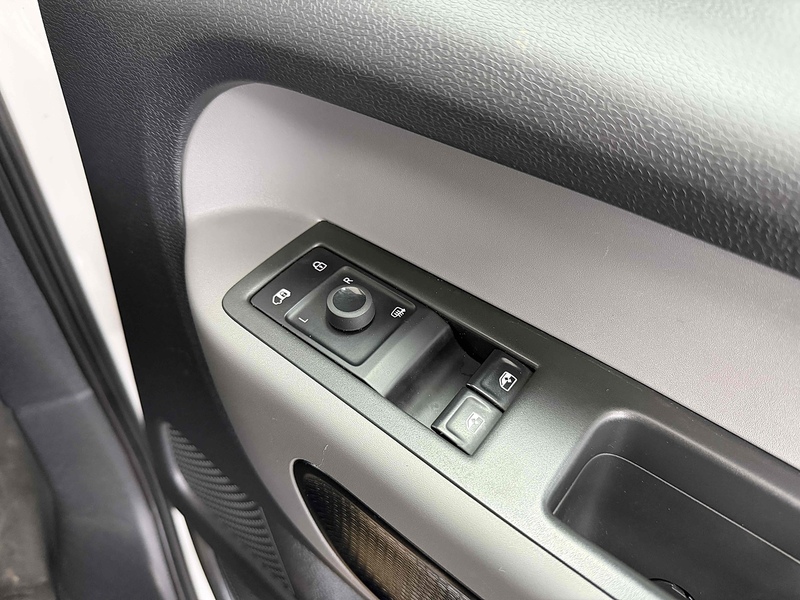 Volkswagen ID. Buzz Cargo Pro Commerce Plus - U2187