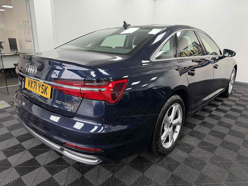 Audi A6 Saloon TFSIe Sport - U2188
